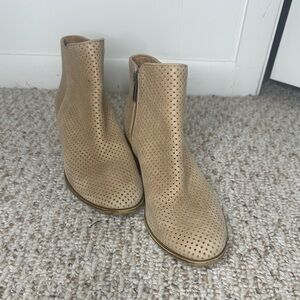 Lucky Brand Breona 3 Bootie In Wheat Bali Laser Cut Ankle Bootie Boot